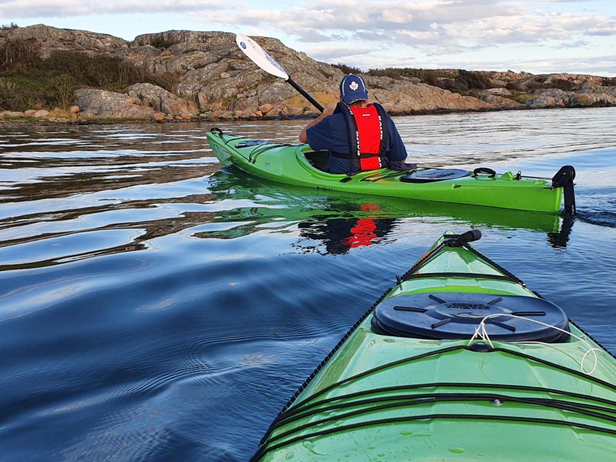 Skaergardsidyll Pa Bjoerkoe Med Gangavstand Till Havet Skarvik Bagian luar foto